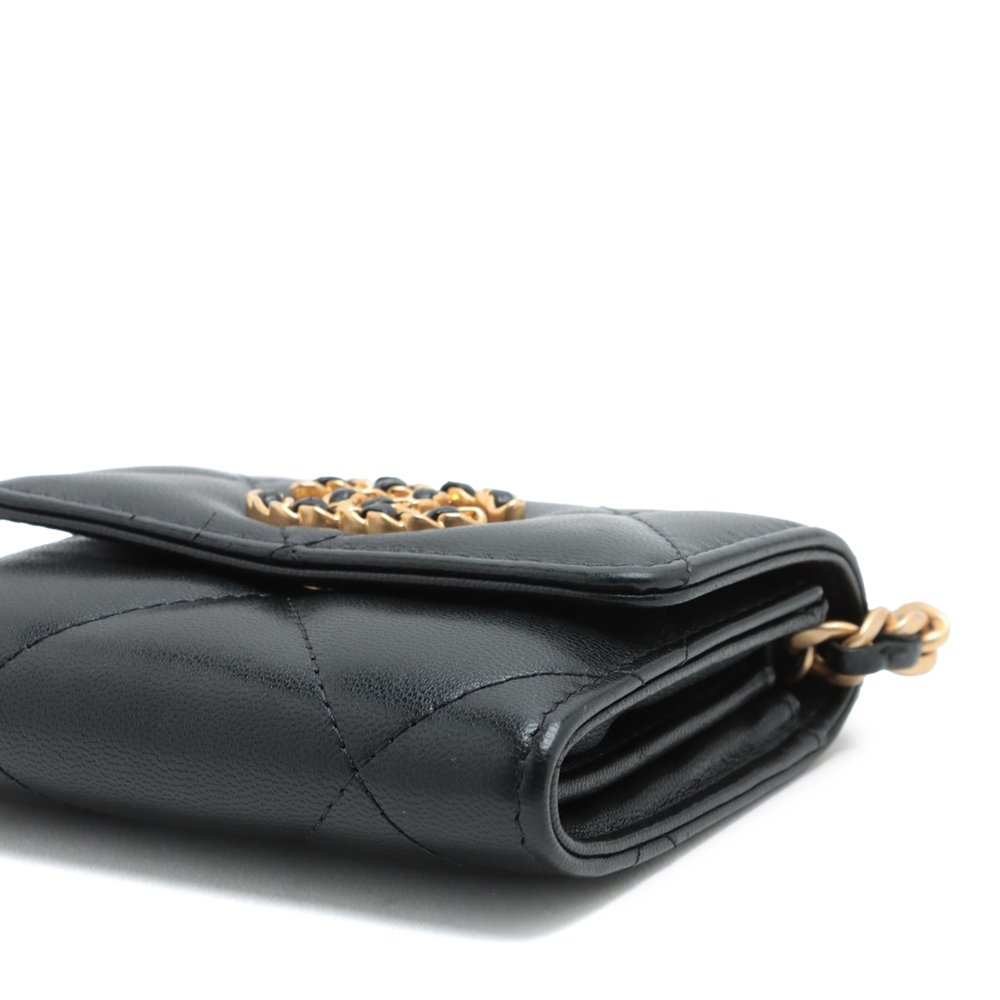 Pre-Loved Chanel Quilted Lambskin 19 Flap Coin Purse With Chain - Picture 8 of 11